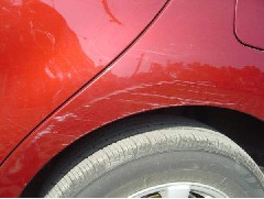 清遠(yuǎn)汽車修補(bǔ)漆廠家告訴你汽車油漆膜脫落原因
