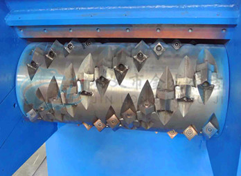 撕碎機_河南卓泰機械制造_產(chǎn)品信息